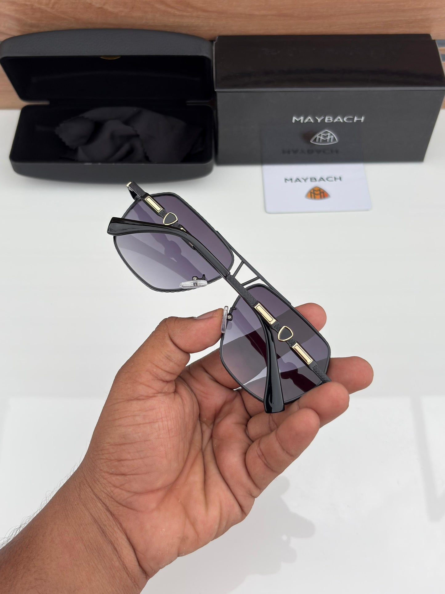 Maybach Inspired Premium Rimless Sunglasses – Luxury Gold Detailing & UV Protection