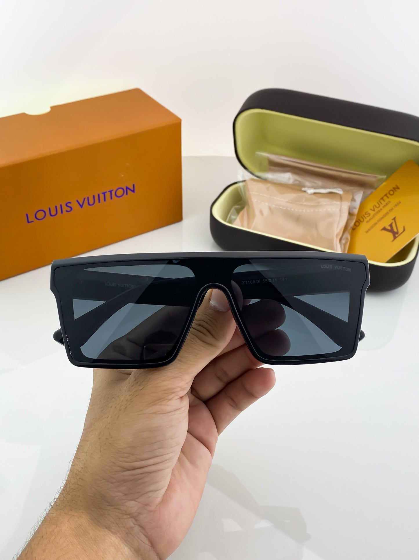 LV Black Premium Sunglasses