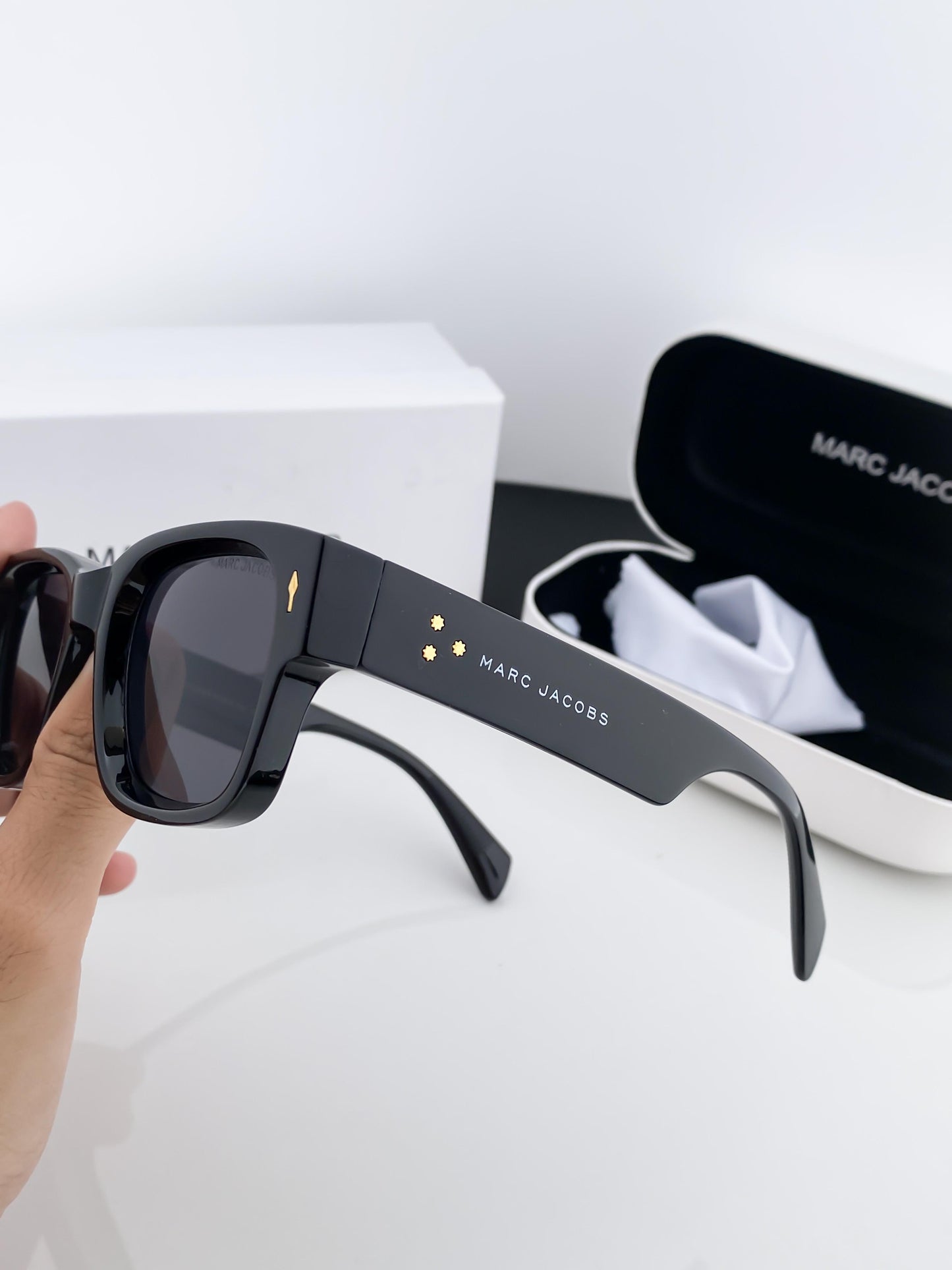 Paul Hardy Black Premium Sunglasses